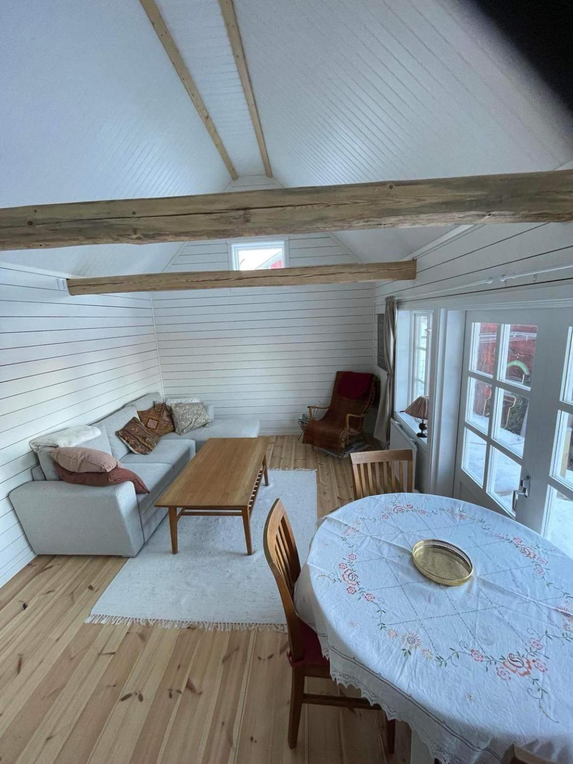 Ferienhaus Jaervsoestugan *